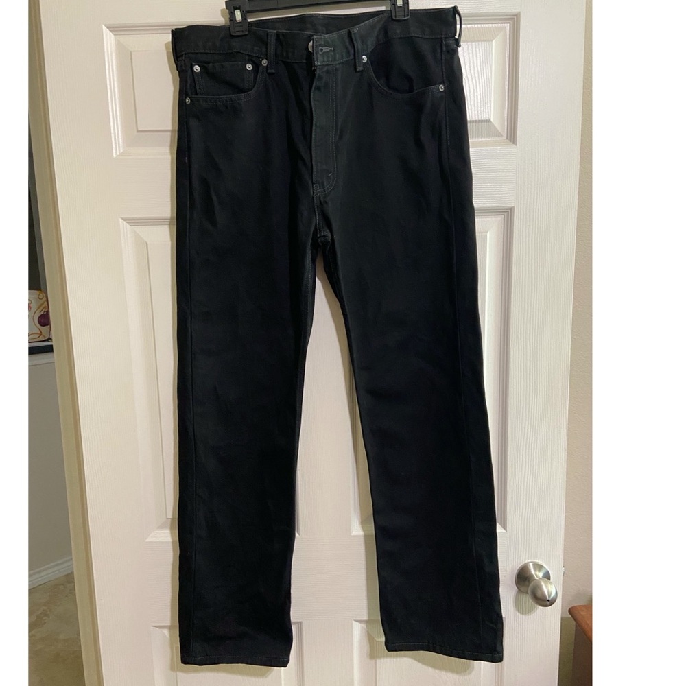 Men Black 505 Levi’s Jeans 38x32